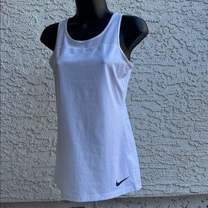 Nike Pro Hypercool training top w/mesh back & Dri-FIT technology - Youth-XL-new